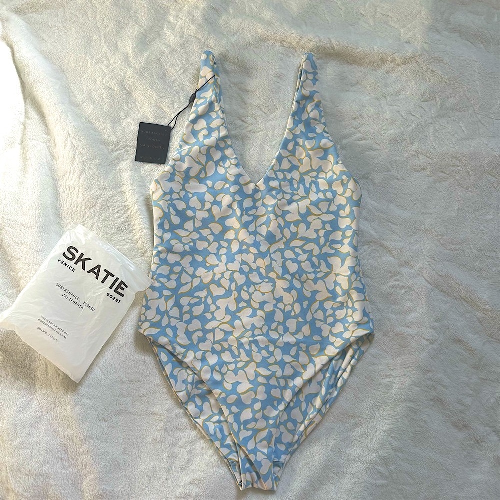 Skatie Amanda one piece M